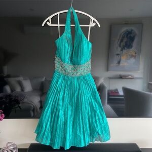 Glam Gurlz VintageTurquoise Halter Dress  US Size 14 Brand New